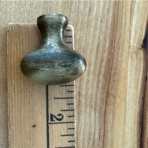 Oval Brass Metal Drawer Pulls Cabinet Knobs Handles Heavy Set of 10 1.25" Wide - Picture 11 of 12